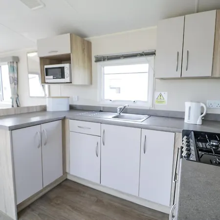 Manor House Gold 2 Bedroom 20c Holiday home *