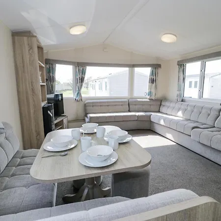 Manor House Gold 2 Bedroom 20c Dom wakacyjny